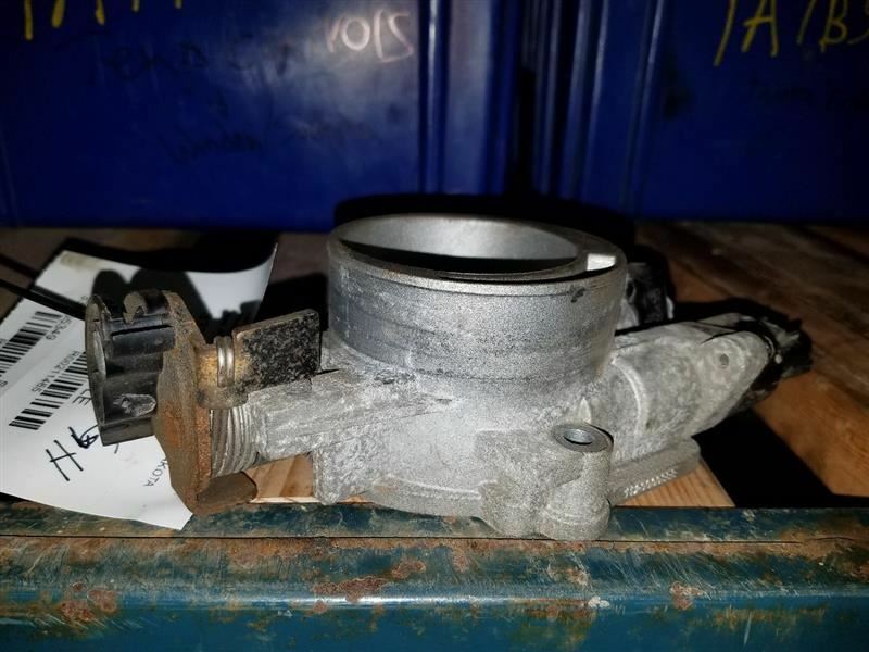 Throttle Body Throttle Valve Assembly 4.7L Fits 01-04 GRAND CHEROKEE 211465