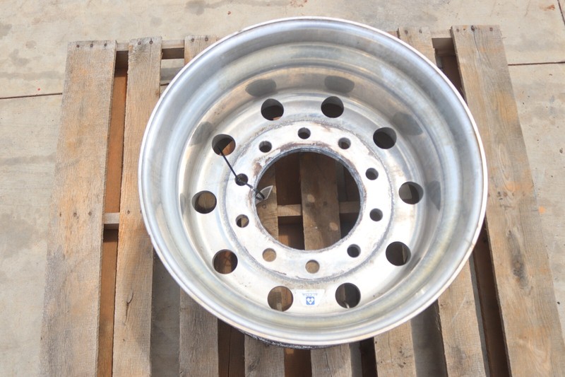 08-23 MACK CXU613 RIM WHEEL SUPER SINGLE 22.5X14.00 R22 ALUMINUUM OEM