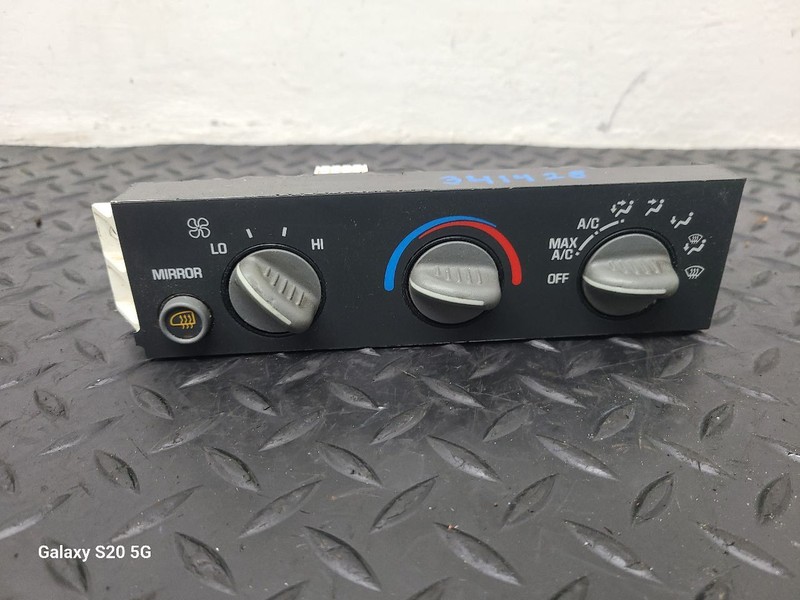 96-00 Chevrolet Express Van A/C Temperature Climate Control Defrost OEM 16238475