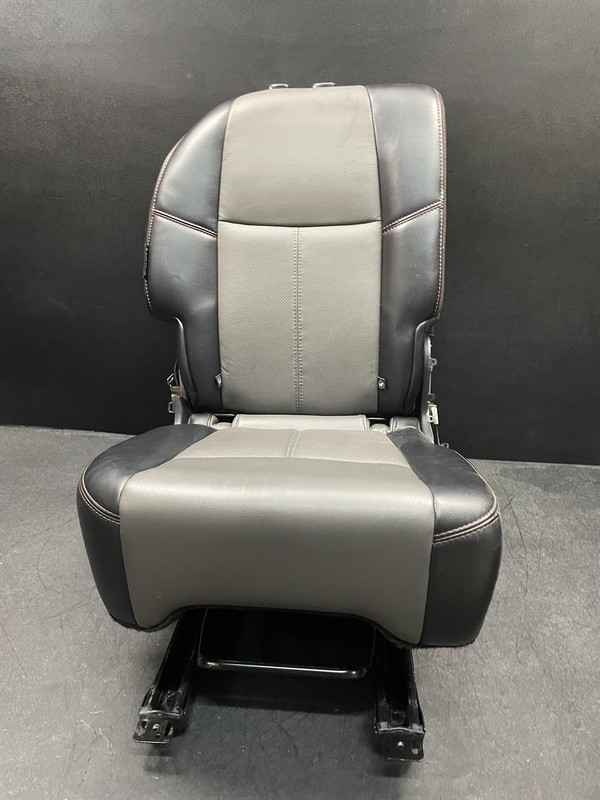 2nd Row Rear Right Seat 2020 Nissan Pathfinder 2019