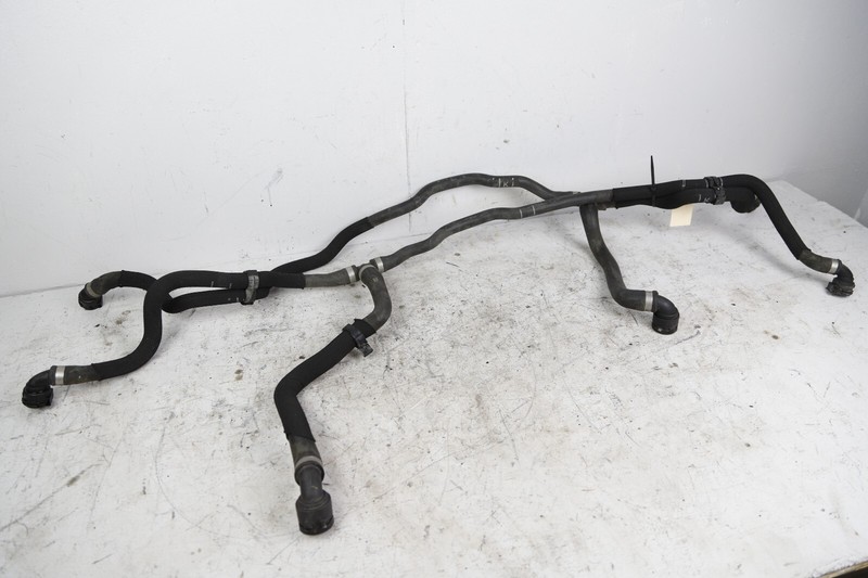 2016-2019 BMW 750i G12 4.4L RADIATOR COOLING COOLANT UPPER HOSE TUBE PIPE OEM