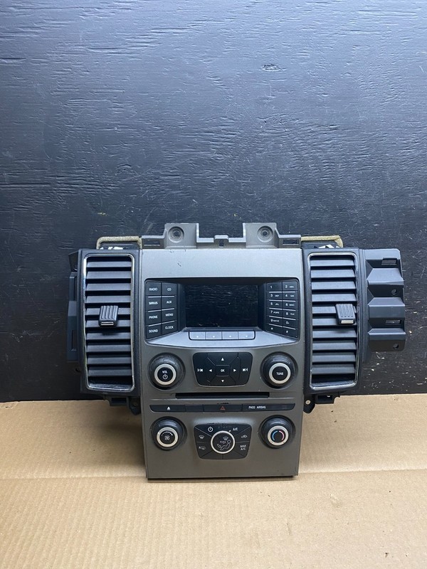 2010-2012 Ford Taurus Front Center Console Climate Radio Control Panel U5877 DG