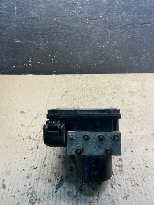 06-12 Mercedes R350,GL450,ML500 A2515452532 ABS AntiLock Brake Pump OEM x0982 DG