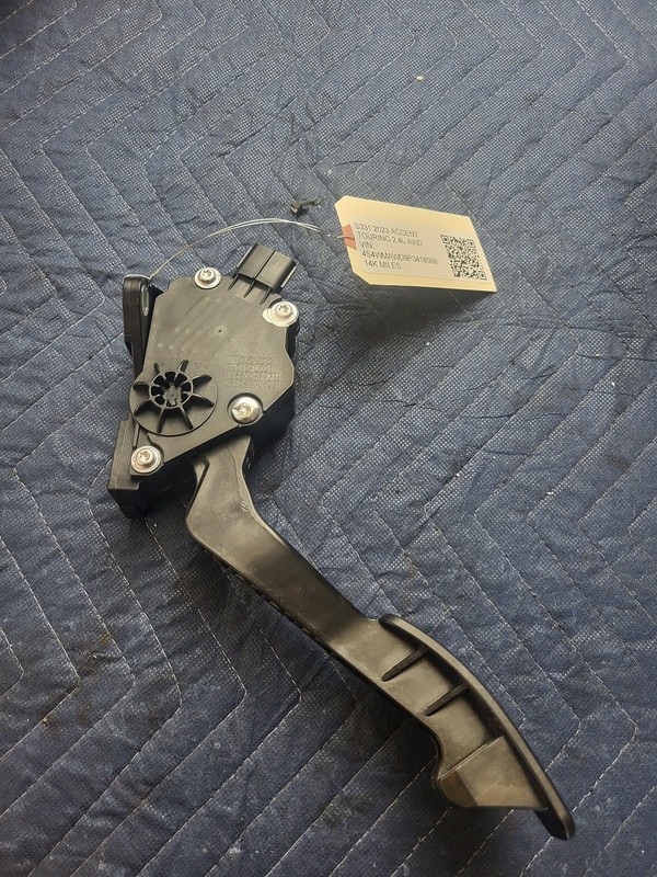 Used Oem Subaru Gas Accelerator Pedal for Ascent 36010FL021 2023