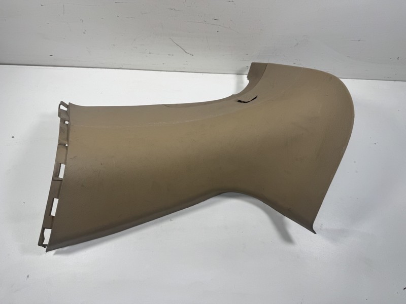 05-010 Honda Odyssey Right Rear Pillar Trim Beige 84141-SHJ-A01 OEM