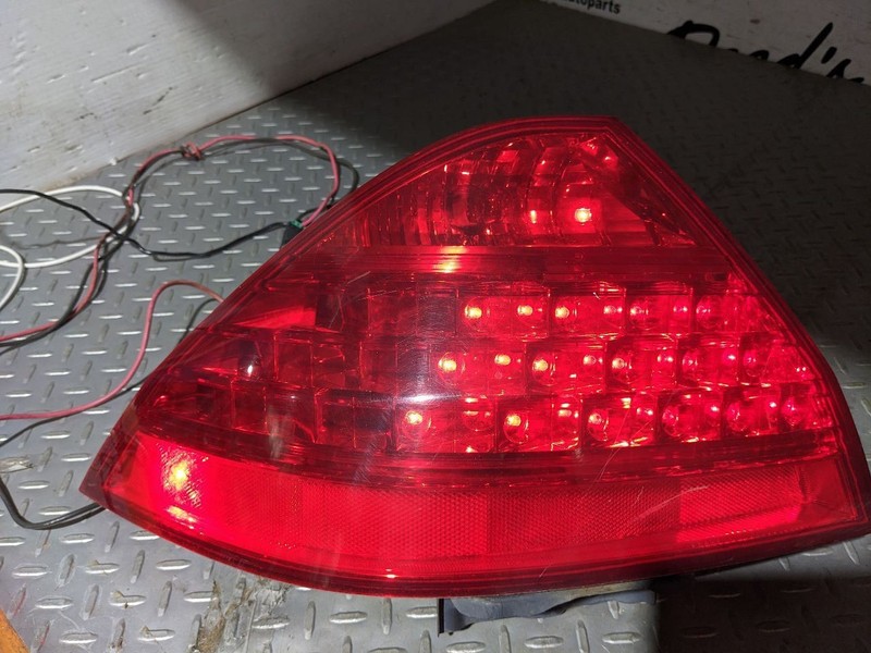 Driver Tail Light Sedan VIN M 5th Digit Fits 06-07 ACCORD 1155833