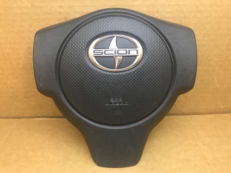 SCION xB FRONT LEFT DRIVER SIDE STEERING WHEEL AIRBAG AIR BAG BLACK