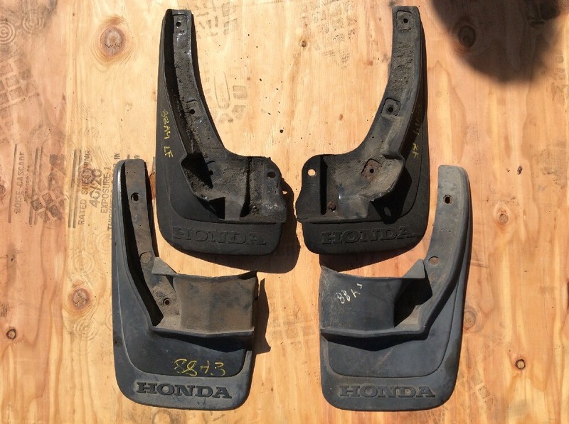88 89 Accord 2Dr 4Dr Set Four Of Mud Splash Guards Flaps Used OEM