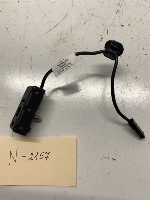 2017-2022 MODEL Y/3 ANTENNA SIGNAL NOISE FILTER AMPLIFIER OEM 2157 B143