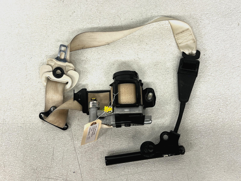 ⭐2016-2019 LINCOLN MKX FRONT RIGHT SIDE SEAT BELT RETRACTOR ASSEMBLY OEM LOT2610
