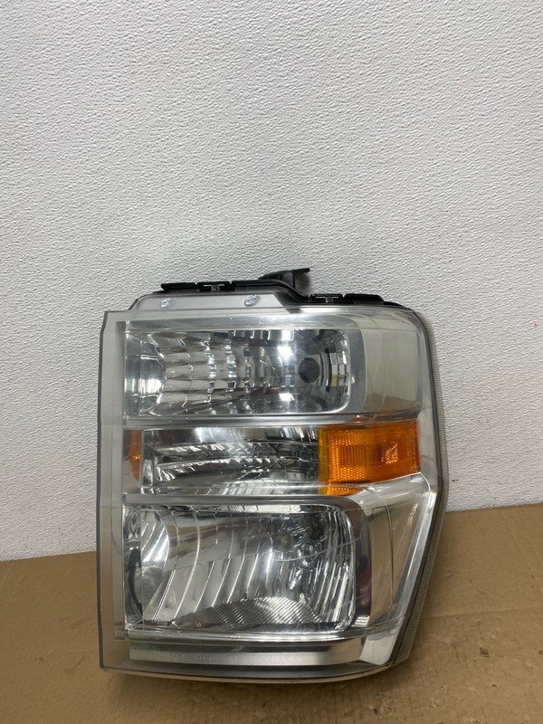 2008-2014 Ford Econoline E150 E250 E350 Left Driver LH Headlight OEM AC3835 DW