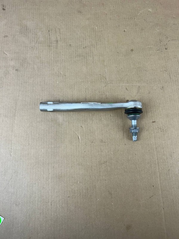 ✅ Tesla Cybertruck Left Steering Outer Tie Rod End 0131664