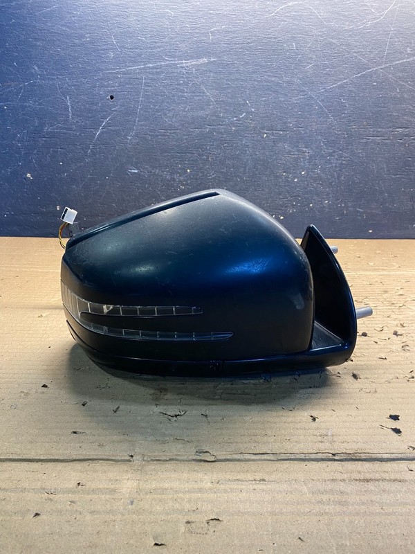 2011 2012 Mercedes GL-Class Right Passenger RH Door View Mirror OEM AA3379 DG