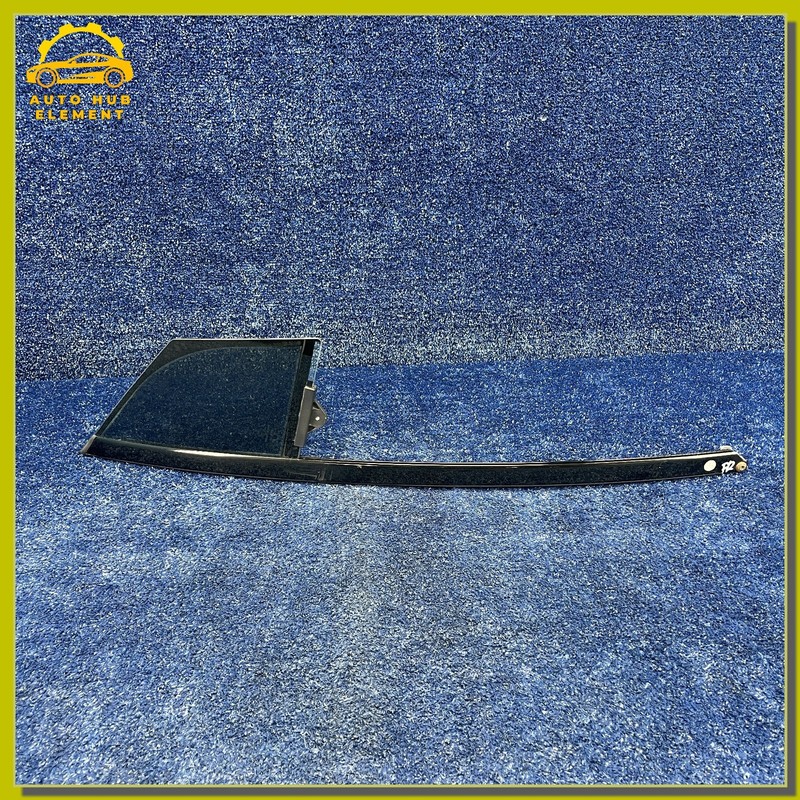 2014-2021 BMW i3 FRONT RIGHT PASSENGER SIDE DOOR CORNER VENT WINDOW GLASS OEM
