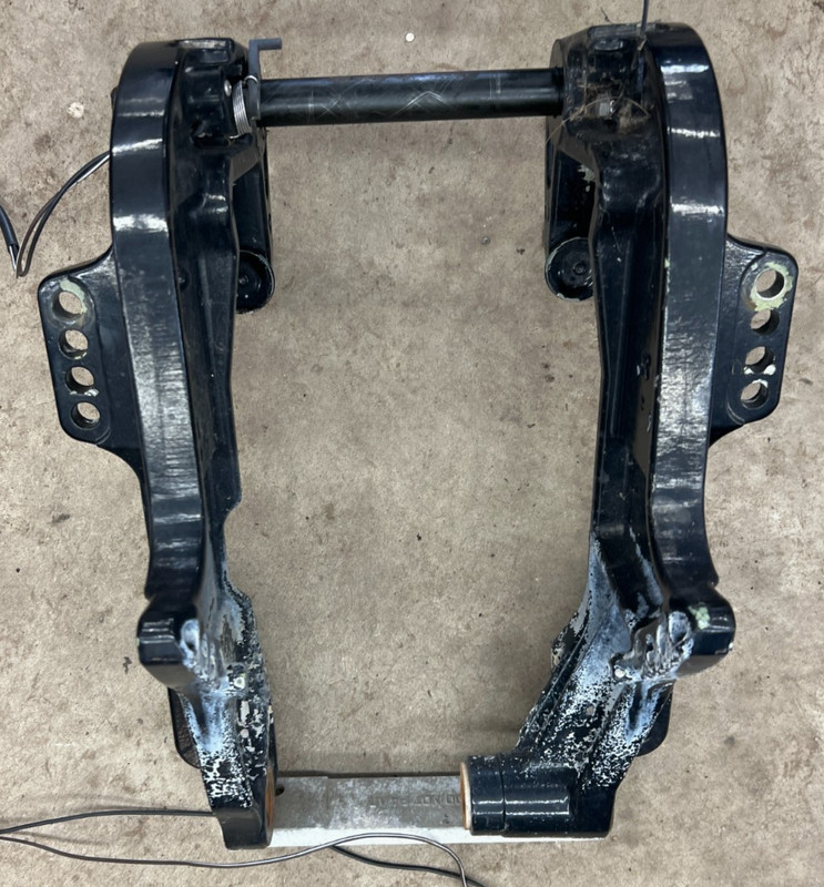 Mercury Outboard 25hp EFI Port & Starboard Bracket 804038T01 FRESHWATER!