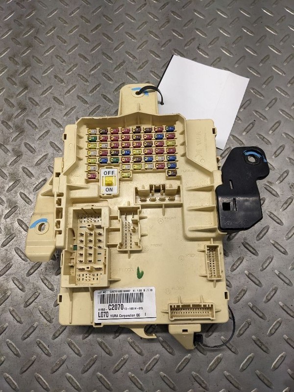 2015-2017 HYUNDAI SONATA GENUINE FRONT CABIN FUSE BOX PANEL OEM 1166993
