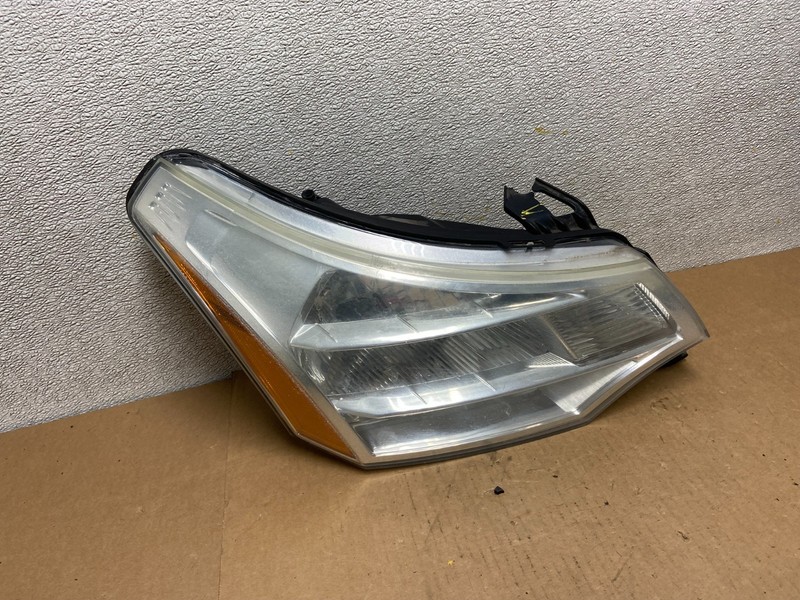 2008 2009 2010 2011 Ford Focus Right Passenger Rh Side Headlight Z6750 DW