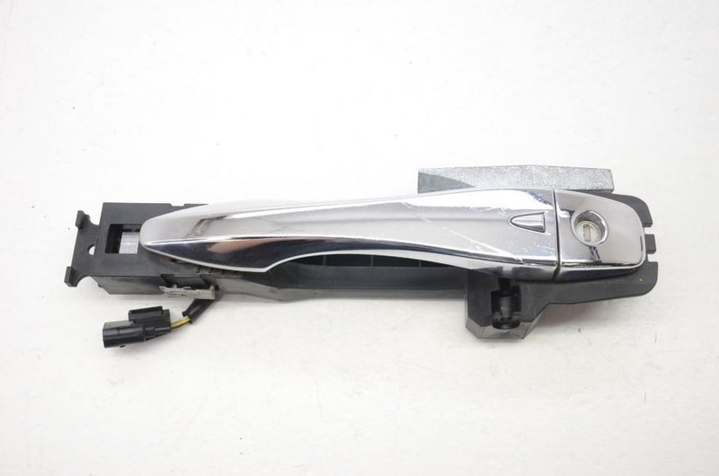 2013-2020 Nissan Pathfinder SL Driver Left Front Chrome Door Handle Assembly