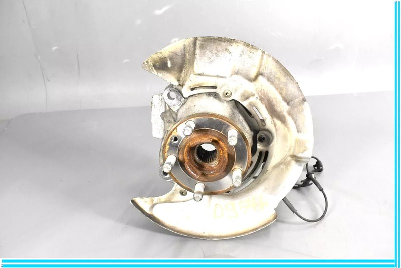 17-21 Jaguar X761 F-Pace Velar Front Right Spindle Knuckle Hub w/ Shield OEM