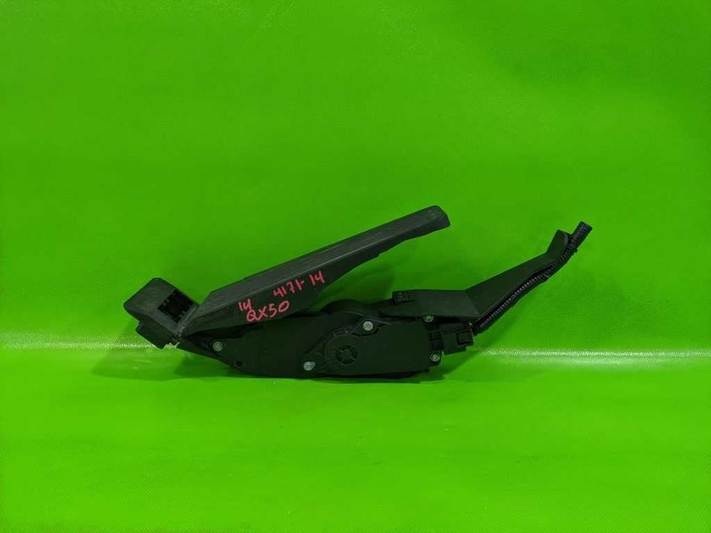 14-17 INFINITI QX50 GAS ACCELERATOR PEDAL OEM 4171-14