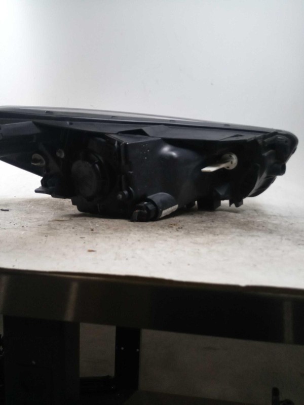 2019 KIA RIO Left Headlight Assembly Red OEM 651001 91000 Miles