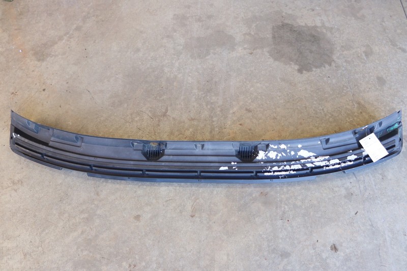 2008-2023 MACK CXU613 WINDHSIELD WIPER COWL VENT GRILL COVER 82174242 OEM