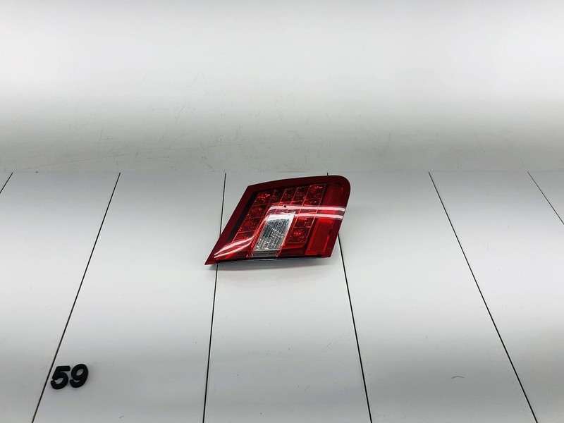 10-13 MERCEDES BENZ E350 W212 REAR LEFT SIDE INNER TAIL LIGHT BRAKE LAMP OEM