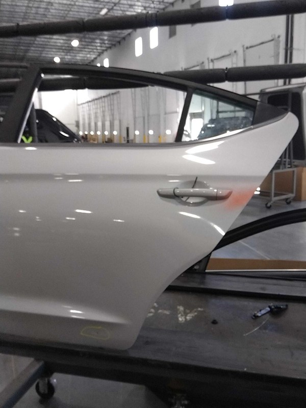 Hyundai Elantra 2019 Left Rear Door Silver 77003F2000 9255