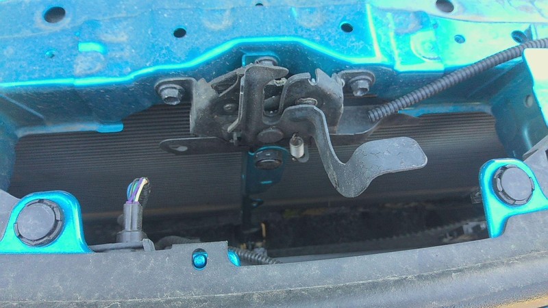 Hood Latch TOYOTA PRIUS 19 20 18 17 16