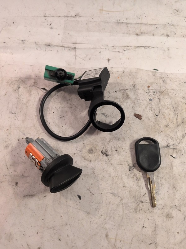 2003 Ford Ranger Ignition Key Switch Lock Cylinder & IMMOBILIZER manual trans