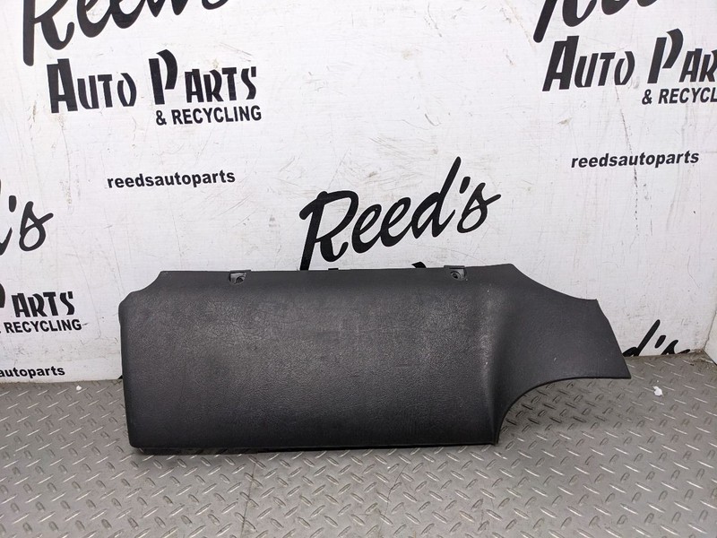 2008-2020 EXPRESS SAVANA GM Passenger Knee Bolster 1185054
