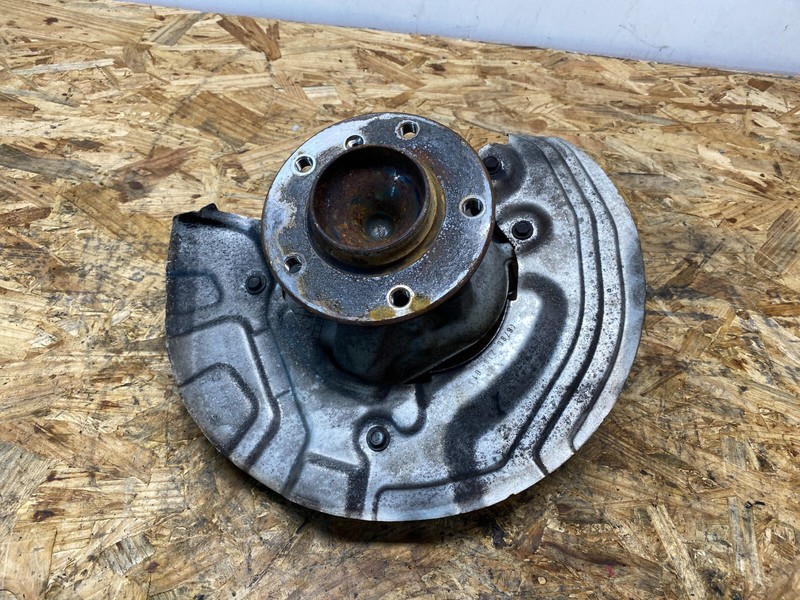 BMW E88 E90 E92 1/3 Series Front Right Passenger Spindle Knuckle Wheel Hub OEM✅