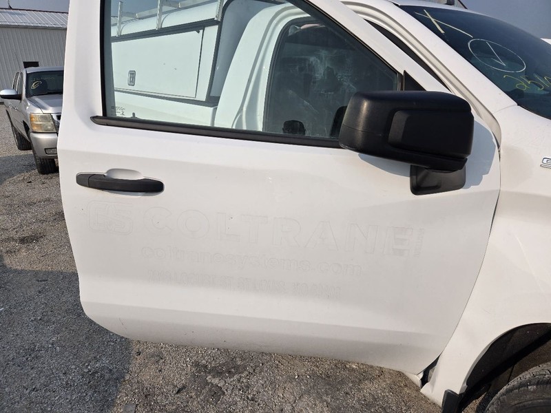 Passenger Front Door Standard Cab Fits 19-23 SILVERADO 1500 PICKUP 3528886