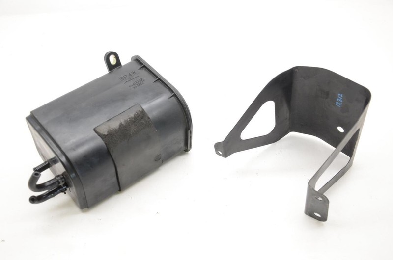 99-00 Mazda Mx-5 Miata NB Fuel Vapor Evaporation Canister