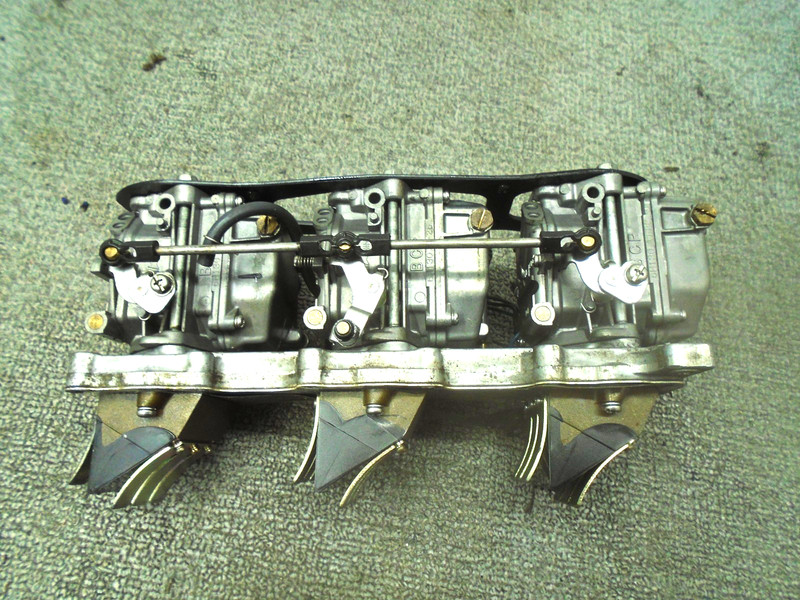 CARBURETOR SET W INTAKE 6H1-14301/02/03-30-00 YAMAHA OUTBOARD 2004 2009 90 HP