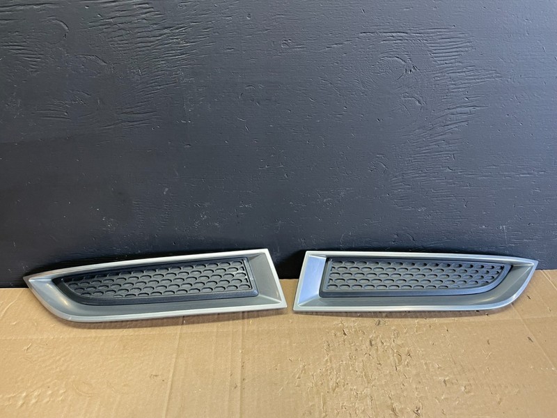 2013 to 2016 GMC Acadia Front Bumper Left+Right Set Grille Cover AB3243 DG