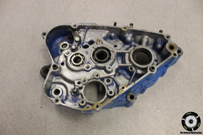 1987 Suzuki RM80 RIGHT ENGINE MOTOR CRANKCASE CRANK CASE BLOCK RM 80 87