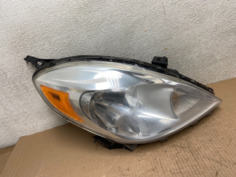 2012 2013 2014 Nissan Versa Sedan Headlight Right Passenger Rh AB6015 DW