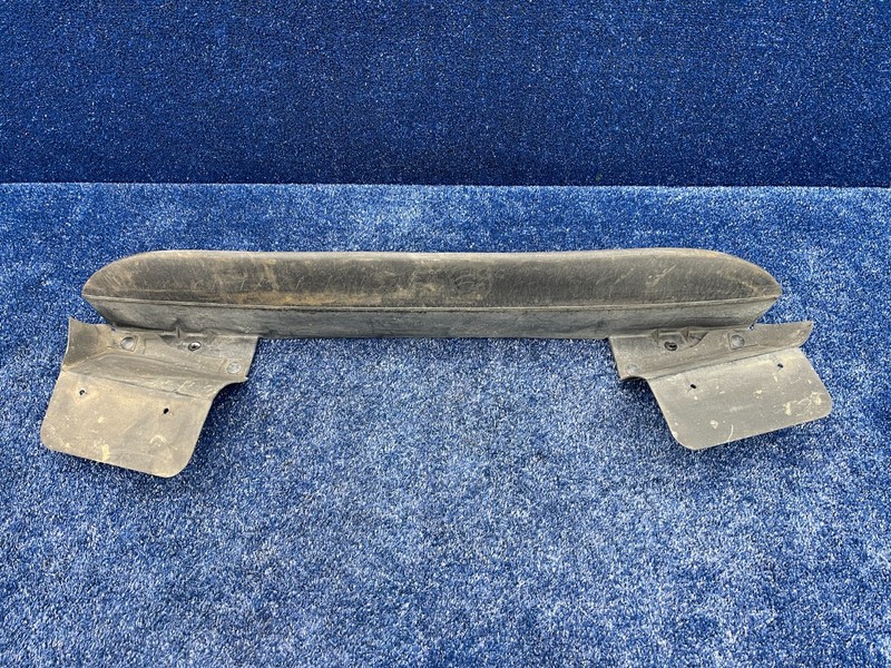 2006-2009 Pontiac Solstice Front Bumper Air Deflector Guard Panel 10345219 OEM
