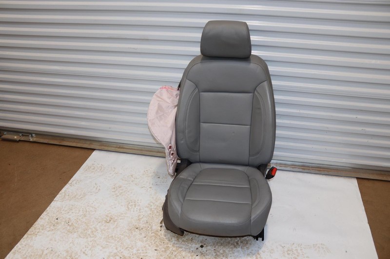 2018-2022 CHEVY TRAVERSE FRONT RIGHT PASSENGER SEAT COMPLETE LEATHER GRAY OEM