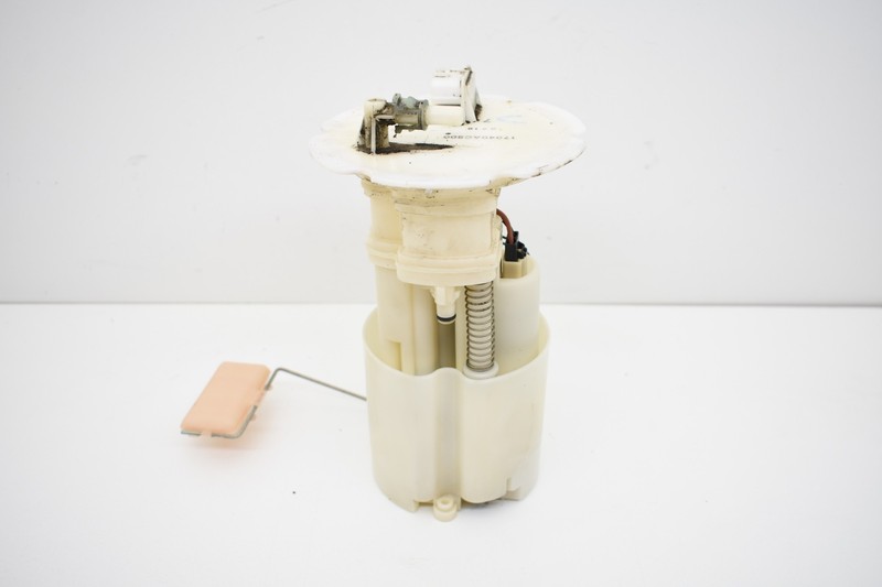2006 Nissan 350Z Z33 Roadster Fuel Pump Assembly Unit OEM KW43