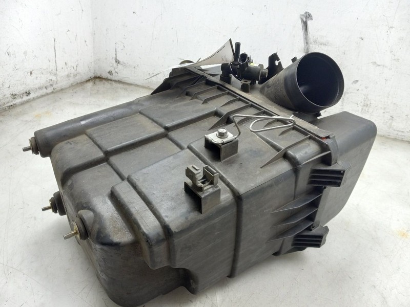 00-03 LEXUS RX300 3.0L AWD AT AIR CLEANER BOX