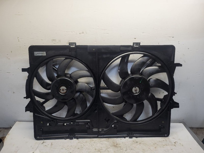 Radiator Fan Motor Fan Assembly Fits 08-17 AUDI A5 1660946
