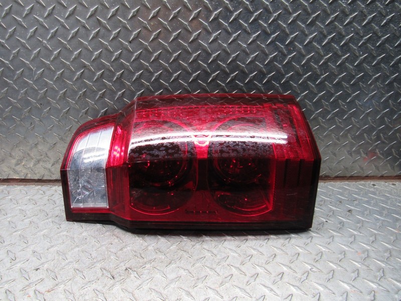 06 07 08 09 10 JEEP COMMANDER RIGHT PASSENGER REAR TAILLIGHT LAMP