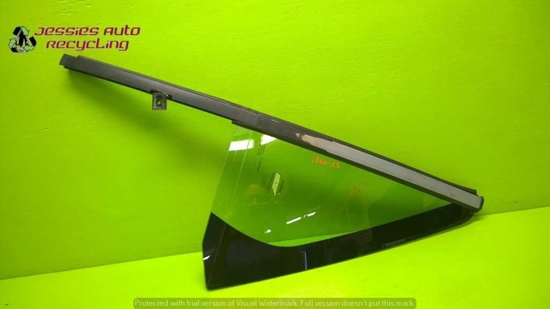 02 SATURN VUE 3.0L AT DRIVER LEFT VENT GLASS OEM 1866-23