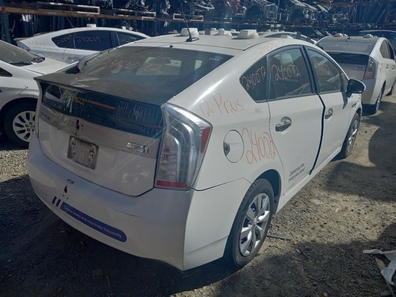 10 11 12 13 14 15 TOYOTA PRIUS REAR BUMPER GRY-8V1 SCRATCHES