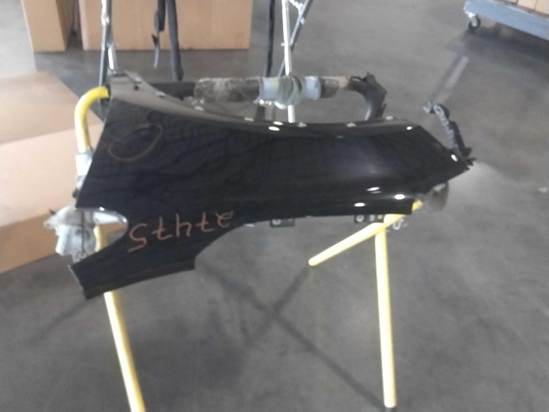 2017 Buick Envision Front Left Fender Black 136150 Used 177K Miles