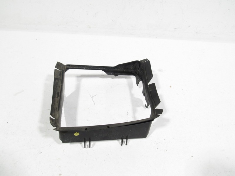 16-23 Audi TT 2019 2.0L Rear Right Radiator Inner Air Duct Guide Channel |
