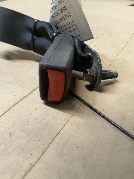 2005 TITAN Seat Belt Assembly, Rear 81531