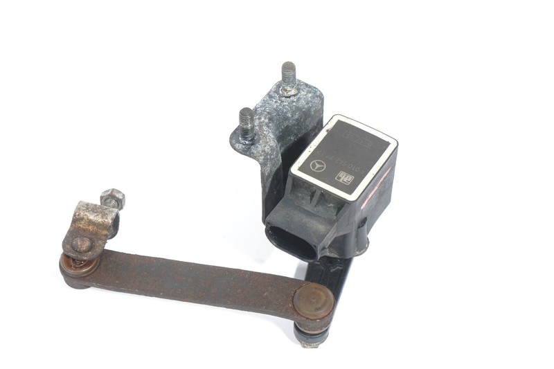 06-08 MERCEDES BENZ CLS500 FRONT LEFT DRIVER SIDE SUSPENSION LEVEL SENSOR OEM